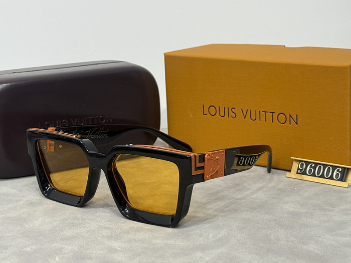 Blue light blocking sunglasses with the box and case ,G25-1231-1244