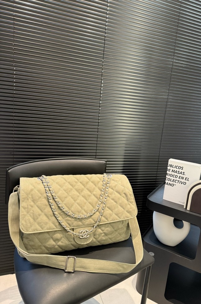 Canvas bag,3A ,size 42x30cm,no box, B75-182
