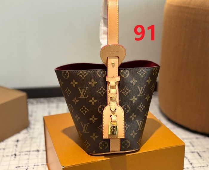 Split leather bag ,3A , size 19x18x12cm,no box,  B68-89-91