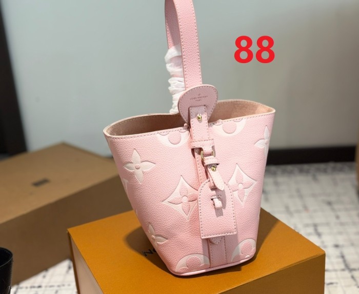 Split leather bag ,3A , size 19x18x12cm,no box,  B68-86-88