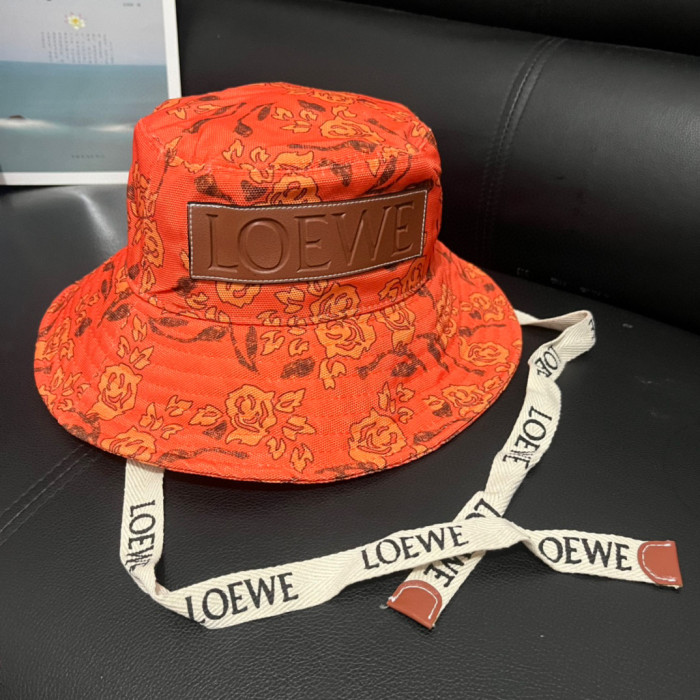 Fashion hat for women ,no box. HX25-19-24