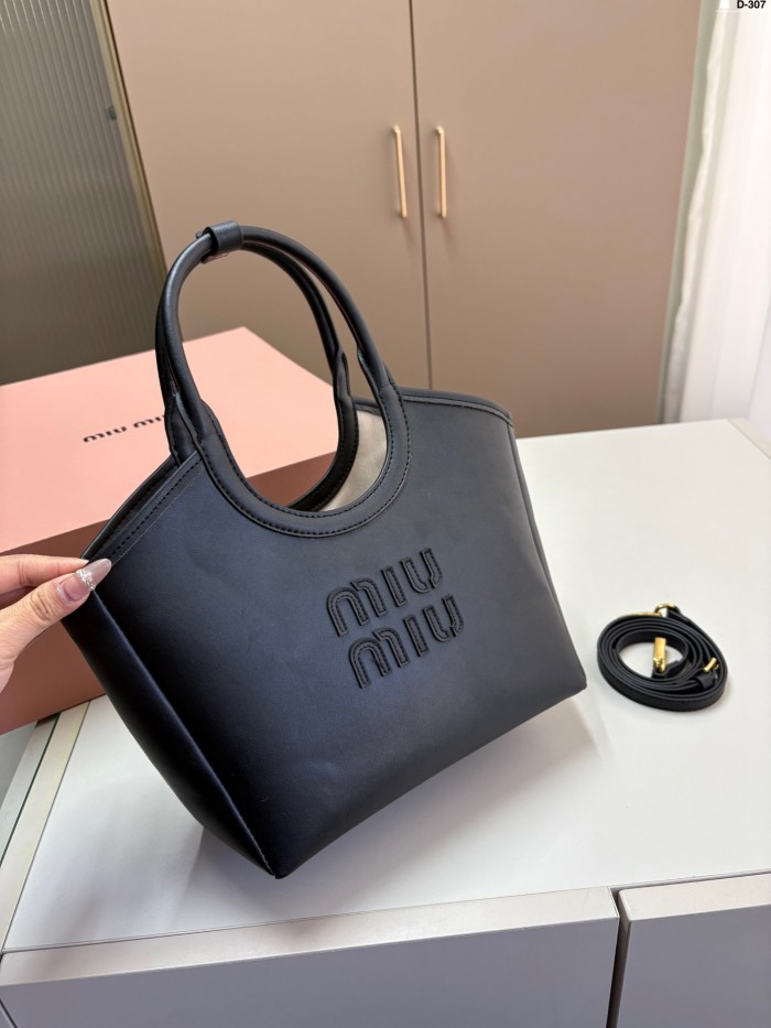 Split leather bag ,3A ,size 22x17cm,no box,  B75-199-203