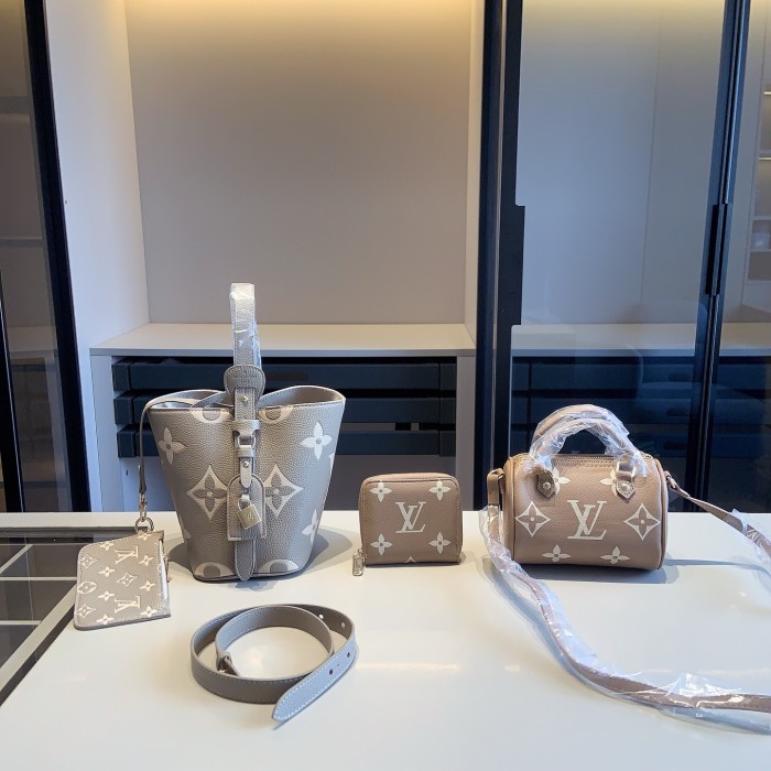 Split leather bag a set,3A ,no box,  B75-218