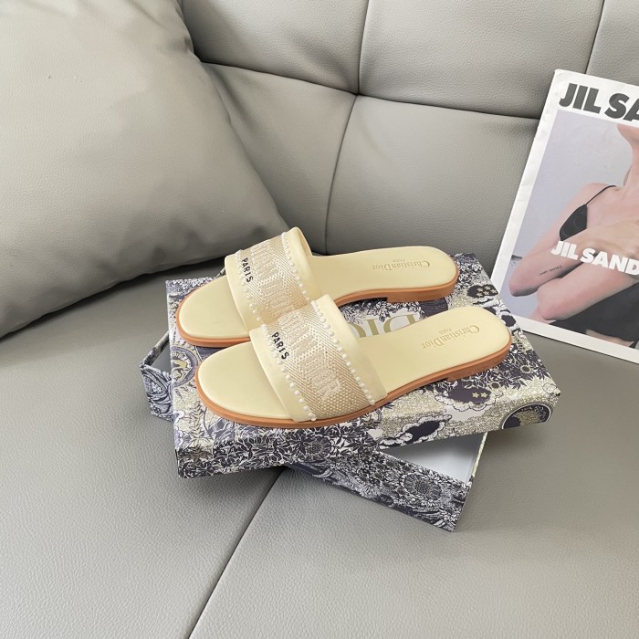 Women flat slipper shoes,  size 35-42, SS50-200