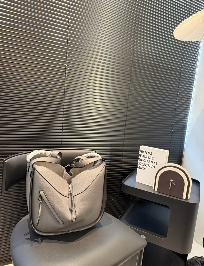 Split leather bag ,3A ,size 29x25cm,no box,  B75-205-212