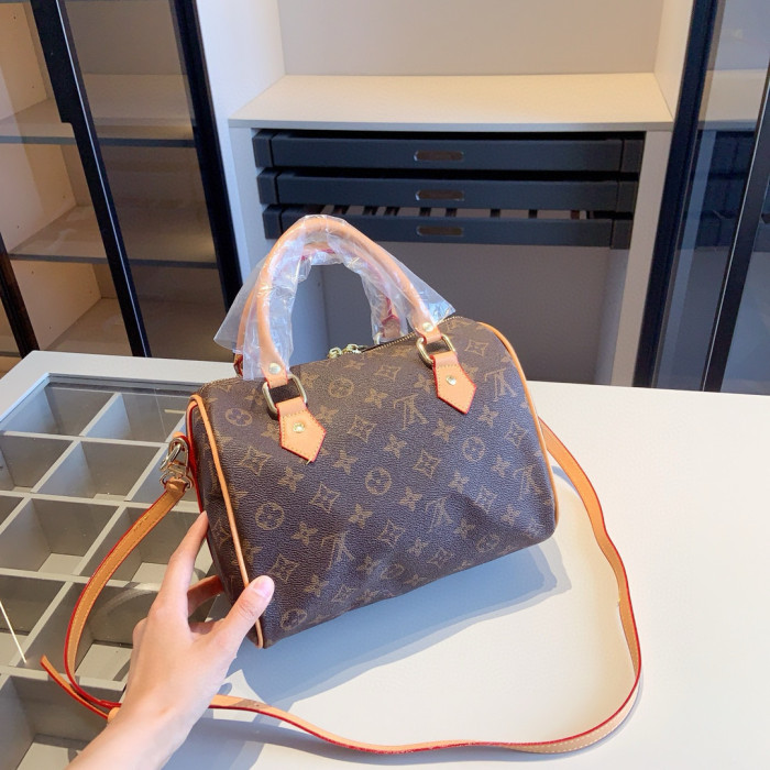 Split leather bag a set,3A ,no box,  B75-217