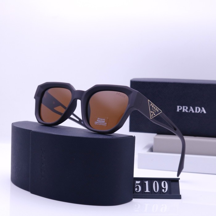 Blue light blocking sunglasses with the box and case ,G25-1358-1362