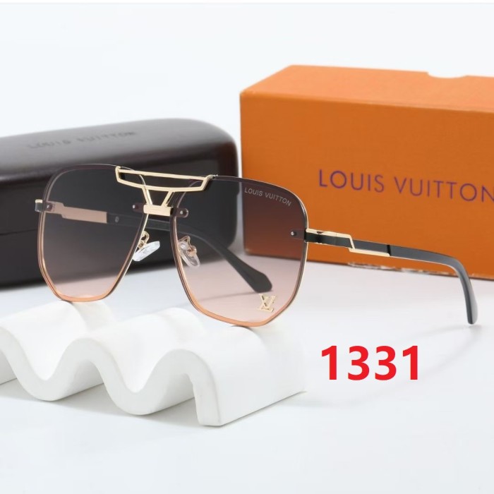 Blue light blocking sunglasses with the box and case ,G25-1330-1336