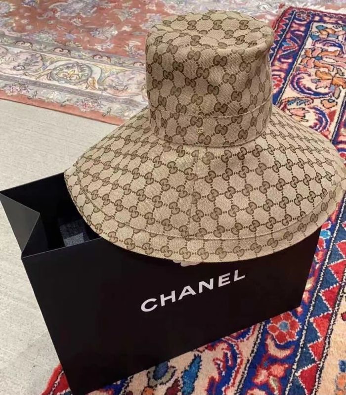 Fashion hat for women  ,no box. HX25-75-77