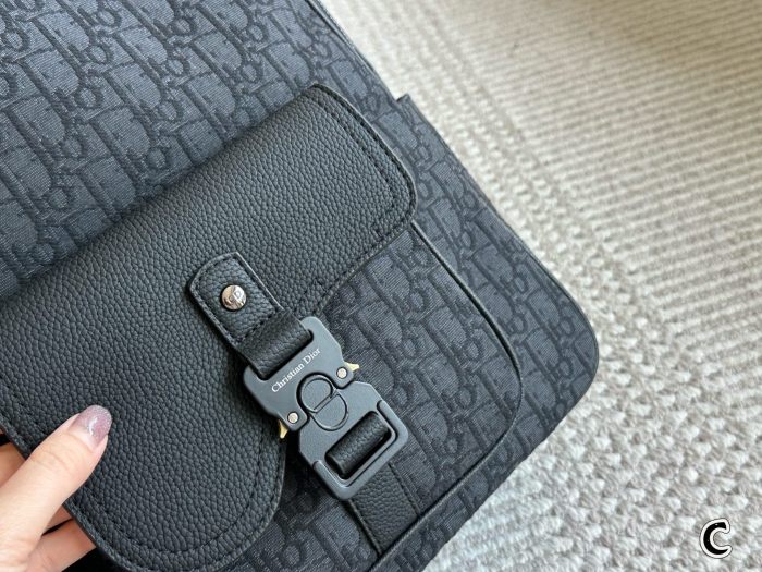 Canvas split leather bag ,4A , size 32x42cm,no box,  B80-15