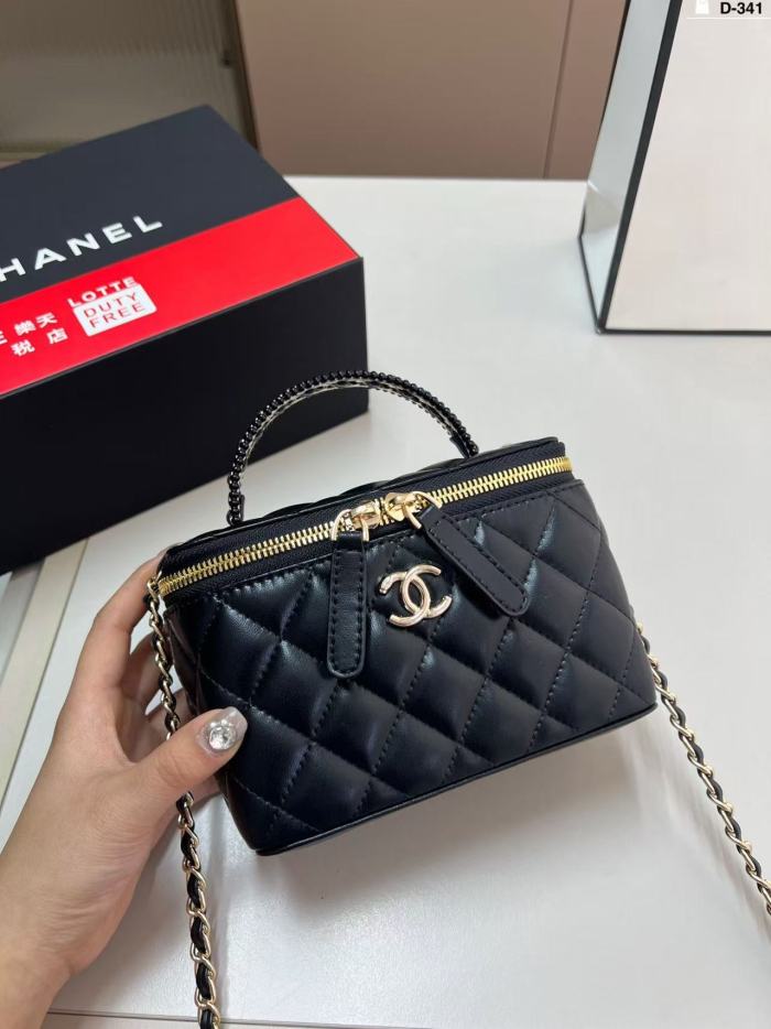 Split leather bag ,4A ,size 16X11cm,no box,  B75-224-225