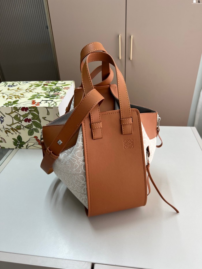 Split leather bag ,4A , size 28x17cm,no box,  B80-16-20