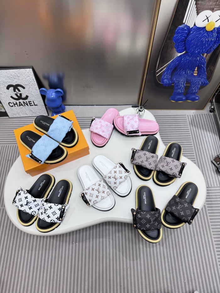 Women  flat slippers shoes,,size 35-40, SS60-352-357