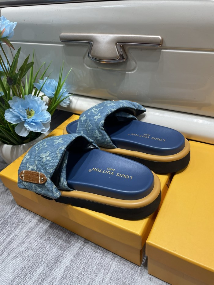 Women  flat slippers shoes,,size 35-42, SS60-247