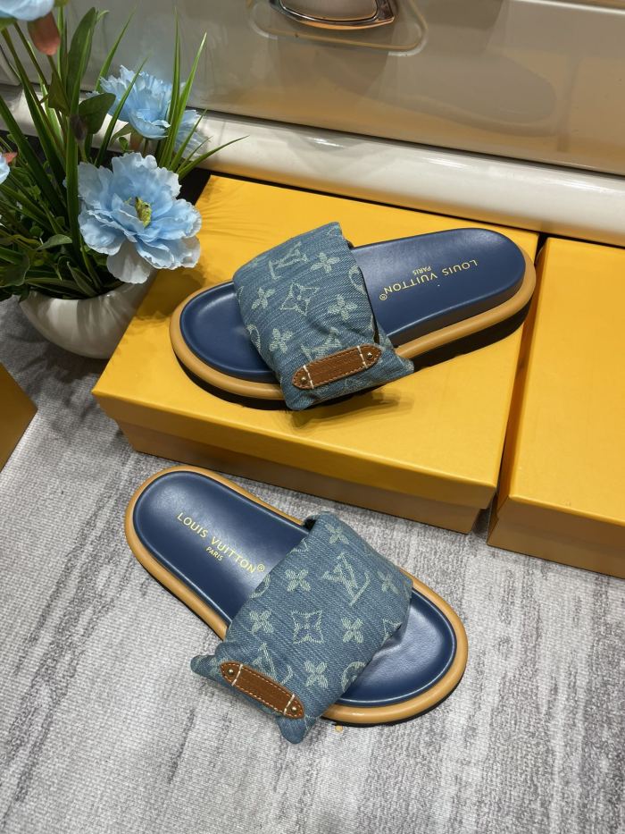 Women  flat slippers shoes,,size 35-42, SS60-247