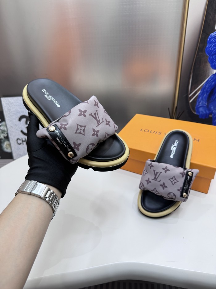 Women  flat slippers shoes,,size 35-40, SS60-352-357