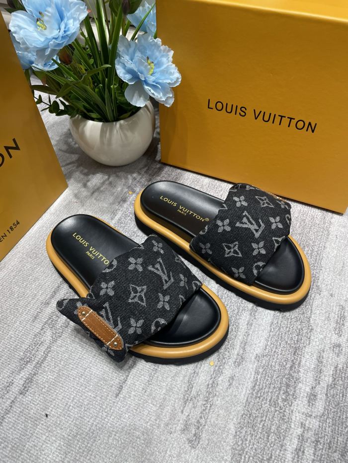 Women  flat slippers shoes,,size 35-42, SS60-246