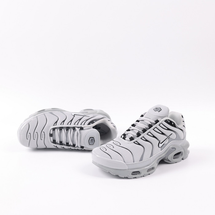 Men runner sneaker shoes,  with box,size 39-48，SS60-3028