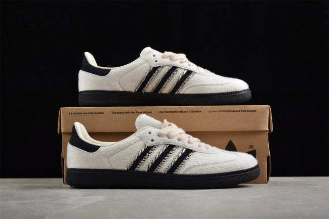 Women runner sneaker shoes, with box,size 36-42,SS60-3018