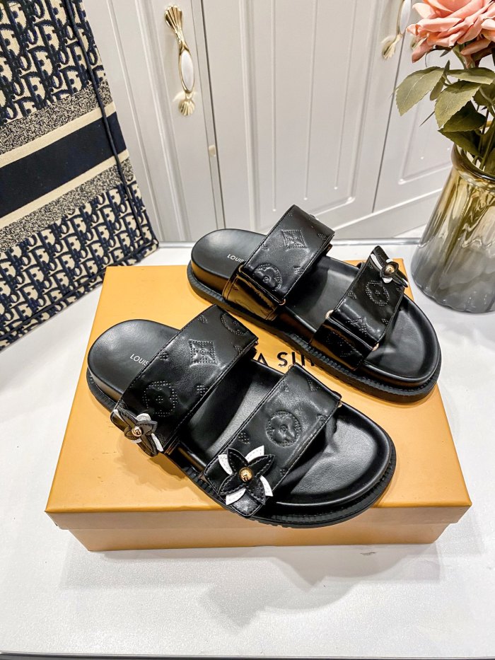 Women  flat slippers shoes,,size 35-40, SS60-123-125