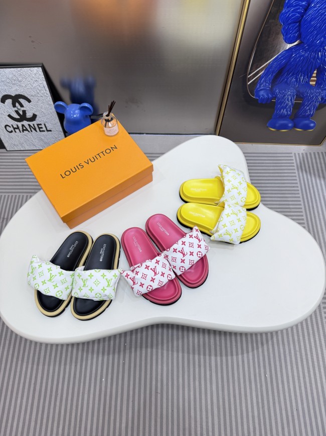 Women flat slippers shoes,,size 35-42, SS60-126-128