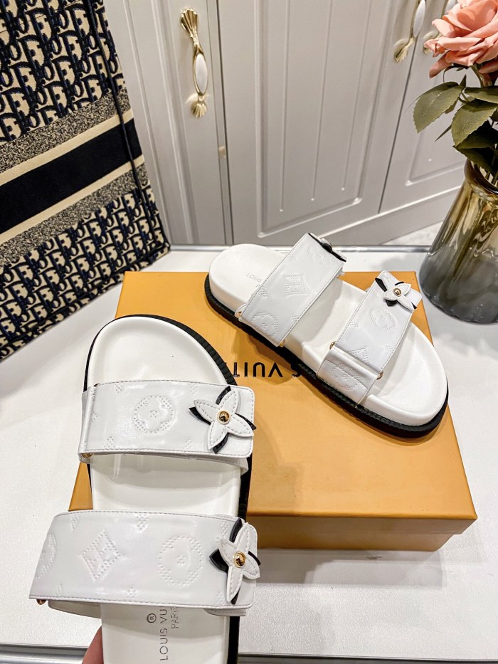 Women  flat slippers shoes,,size 35-40, SS60-123-125