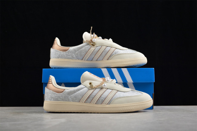 Women runner sneaker shoes, with box,size 36-41,SS60-3015
