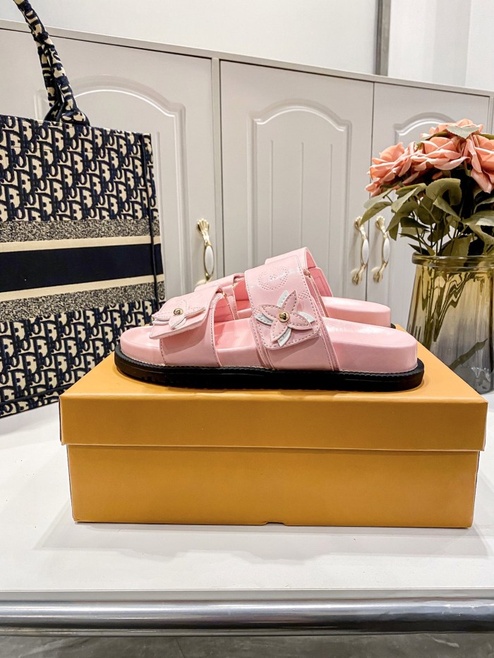 Women  flat slippers shoes,,size 35-40, SS60-123-125