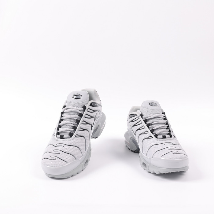 Men runner sneaker shoes,  with box,size 39-48，SS60-3028