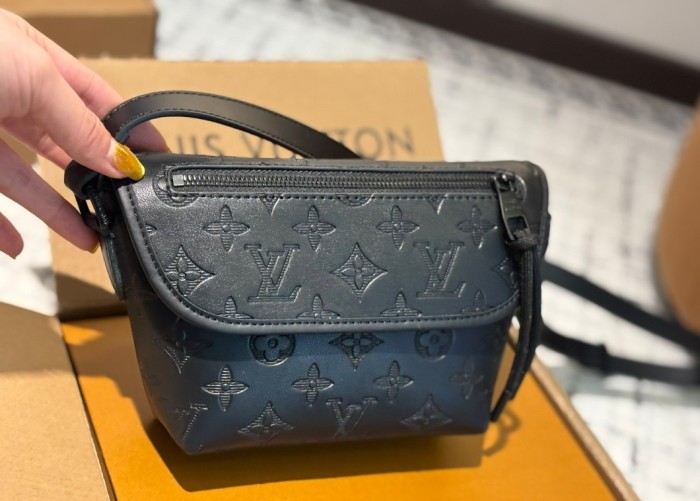 Split leather bag ,3A ,size 15x14cm, no box,  B68-112-113