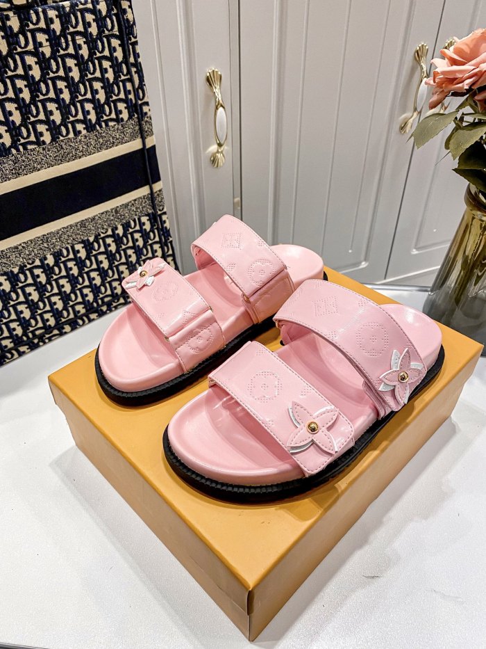 Women  flat slippers shoes,,size 35-40, SS60-123-125
