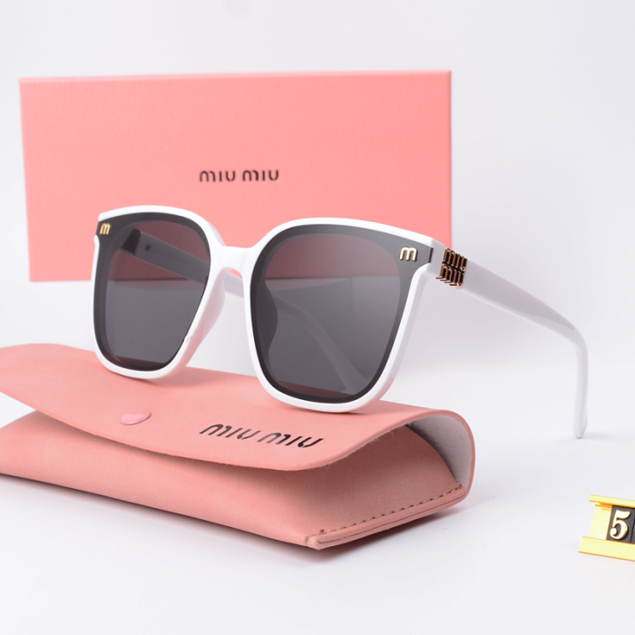 Blue light blocking sunglasses with the box and case ,G25-1412-1418
