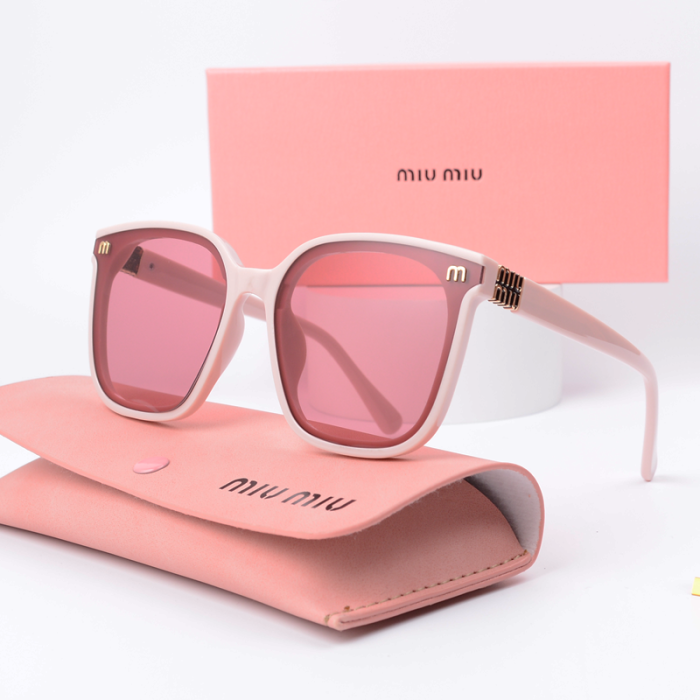 Blue light blocking sunglasses with the box and case ,G25-1412-1418