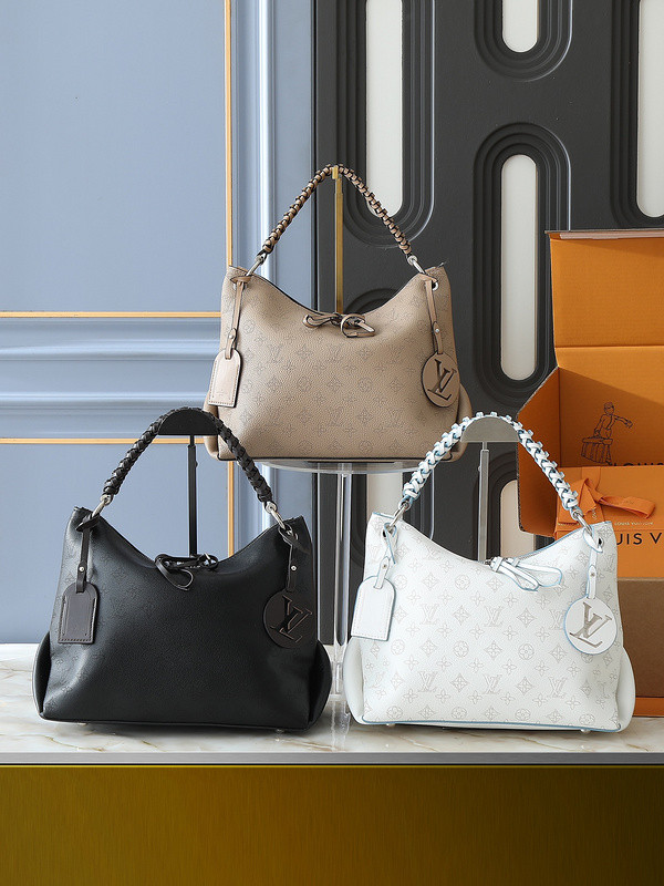 Split leather bag ,4A , size 32*26*17 cm, no box, B80-41-43