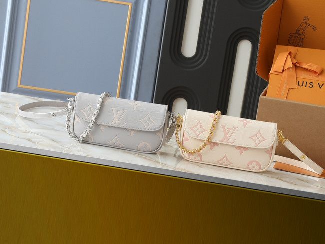 Split leather bag ,4A , size 23.5*12*4.3cm, no box, B68-129-130