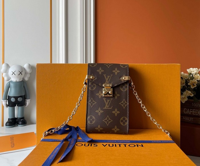 Split leather bag ,4A , size 10.4*17.5*4cm, no box,  B75-228-232