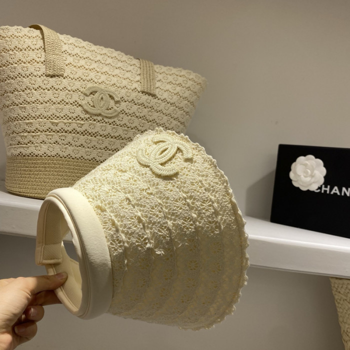 Fashion hat 🏖️➕ straw bag ⛱️ set  ,no box. HX40-54