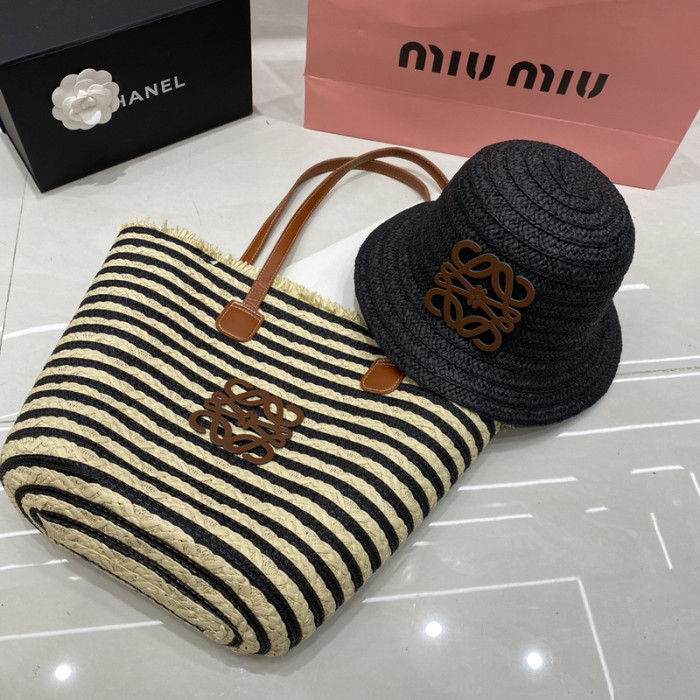 Fashion hat 🏖️➕ straw bag ⛱️ set  ,no box. HX40-12-14