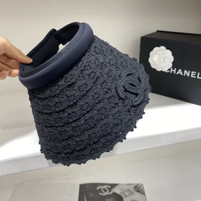Fashion hat 🏖️➕ straw bag ⛱️ set  ,no box. HX40-54