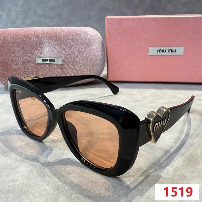 Blue light blocking sunglasses with the box and case ,G25-1519-1524