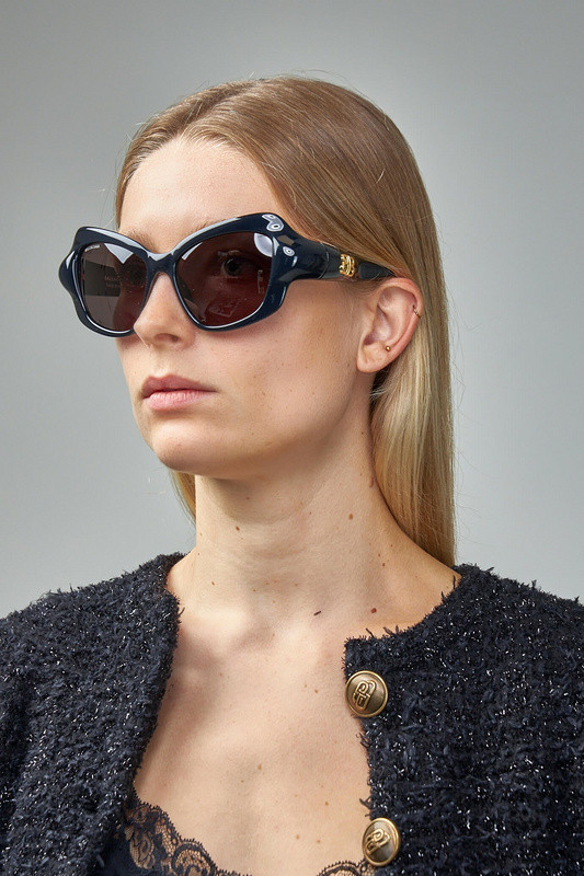 Blue light blocking sunglasses with the box and case ,G25-1464-1469