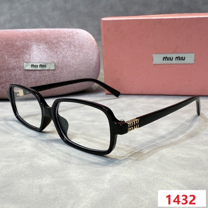 Blue light blocking sunglasses with the box and case ,G25-1432-1438