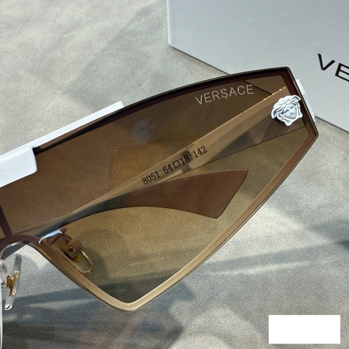 Blue light blocking sunglasses with the box and case ,G25-1503-1507