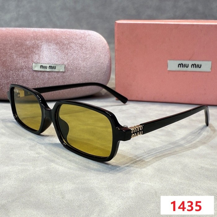 Blue light blocking sunglasses with the box and case ,G25-1432-1438