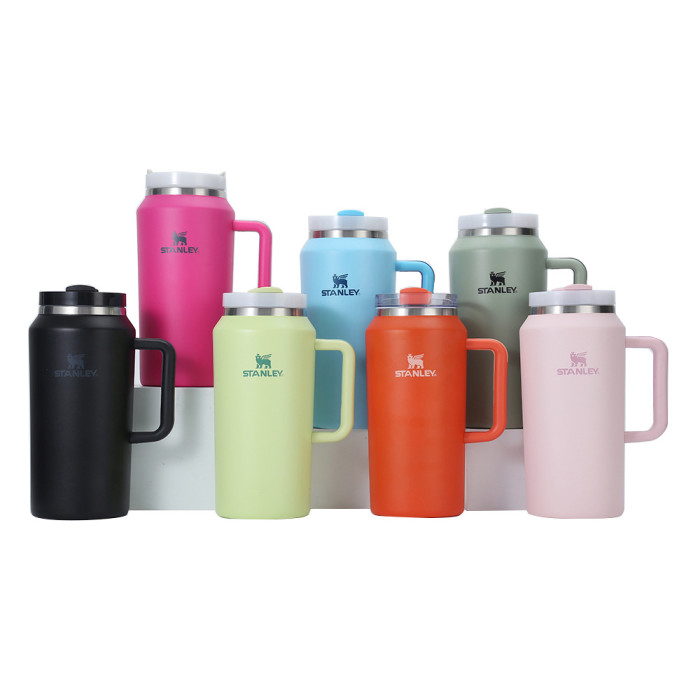 64 OZ Vacuum cup, 1.9L,  with box, CUP21-125-137