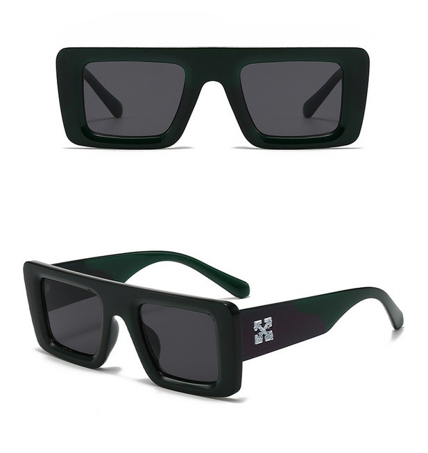 Blue light blocking sunglasses with the box and case ,G25-1662-1668
