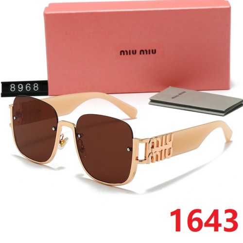 Blue light blocking sunglasses with the box and case ,G25-1643-1647