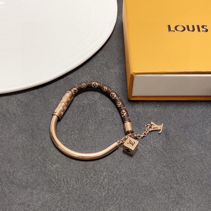 Bracelet bangle jewelry ,with box,  J25-80