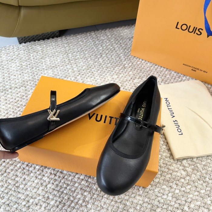 Women flat shoes,  size 34-42, SS50-217