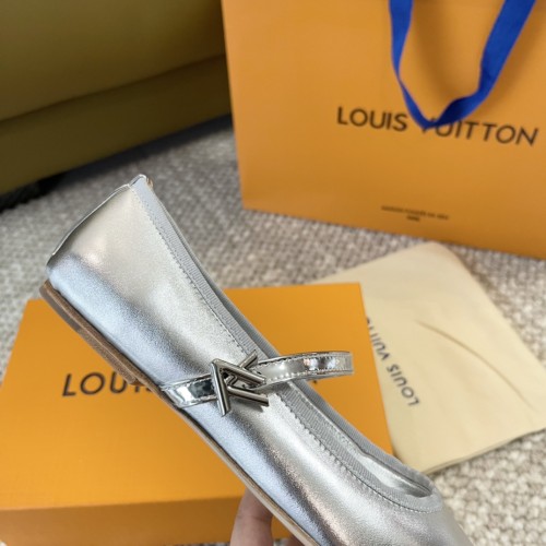 Women flat shoes,  size 34-42, SS50-220